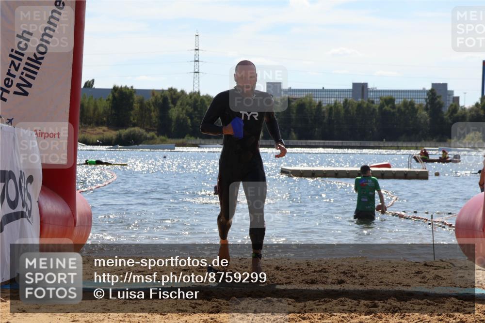 07.09.2025 - 19. Norderstedt Triathlon Luisa Fischer http://msf.ph/oto/8759299 07.09.2025 13:47:03 Schwimmen 395, 1478 meine-sportfotos.de