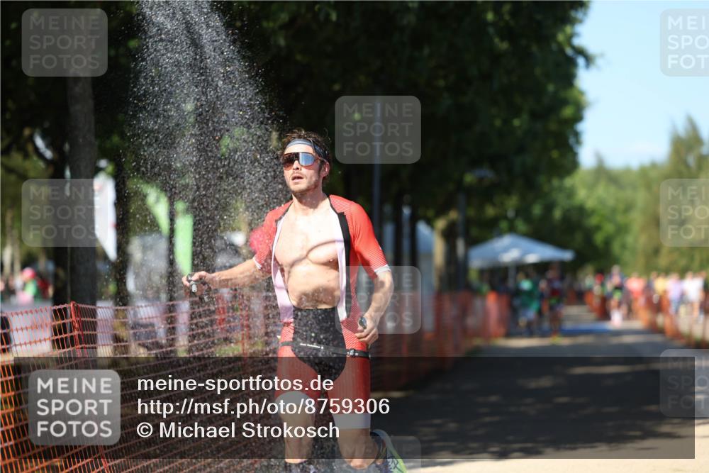 07.09.2025 - 19. Norderstedt Triathlon Michael Strokosch http://msf.ph/oto/8759306 07.09.2025 14:57:12 Laufen 974 meine-sportfotos.de