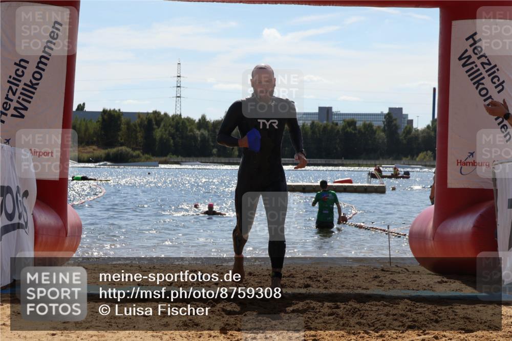 07.09.2025 - 19. Norderstedt Triathlon Luisa Fischer http://msf.ph/oto/8759308 07.09.2025 13:47:04 Schwimmen 395, 1478 meine-sportfotos.de