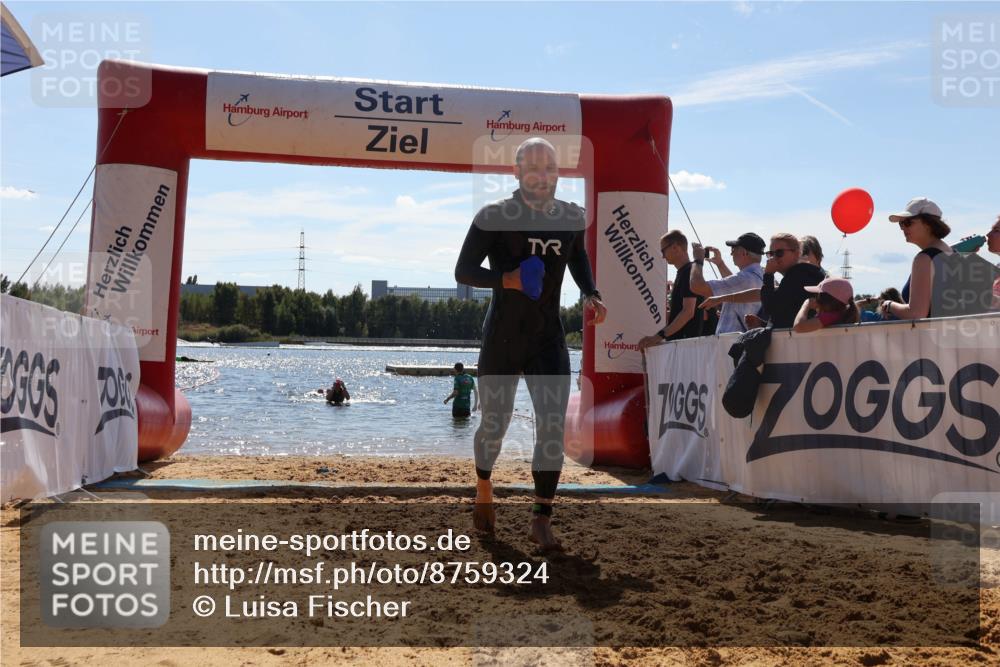 07.09.2025 - 19. Norderstedt Triathlon Luisa Fischer http://msf.ph/oto/8759324 07.09.2025 13:47:05 Schwimmen 395, 1478 meine-sportfotos.de