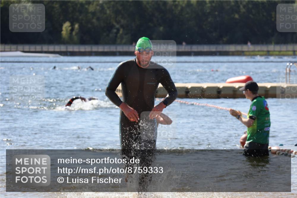 07.09.2025 - 19. Norderstedt Triathlon Luisa Fischer http://msf.ph/oto/8759333 07.09.2025 12:04:20 Schwimmen 732 meine-sportfotos.de