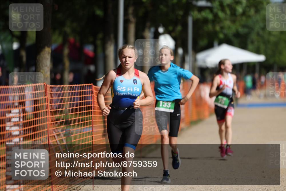 07.09.2025 - 19. Norderstedt Triathlon Michael Strokosch http://msf.ph/oto/8759359 07.09.2025 11:06:29 Laufen 67, 75, 133 meine-sportfotos.de