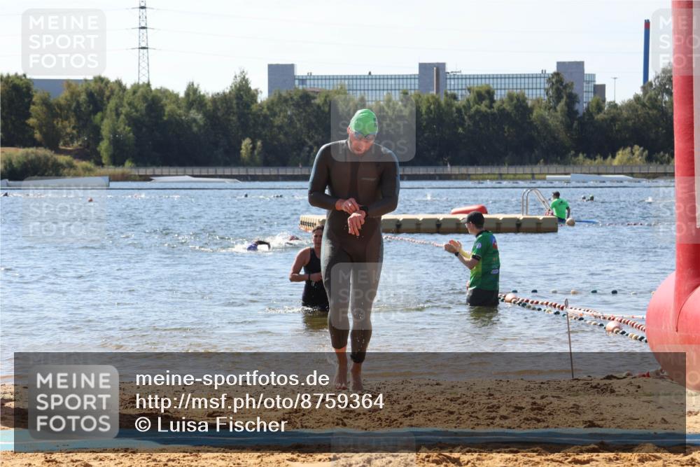 07.09.2025 - 19. Norderstedt Triathlon Luisa Fischer http://msf.ph/oto/8759364 07.09.2025 12:04:22 Schwimmen 732 meine-sportfotos.de