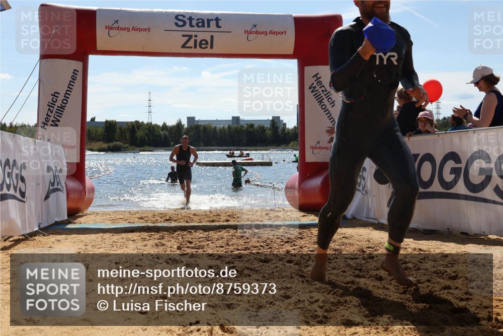 07.09.2025 - 19. Norderstedt Triathlon Luisa Fischer http://msf.ph/oto/8759373 07.09.2025 13:47:16 Schwimmen 1408 meine-sportfotos.de