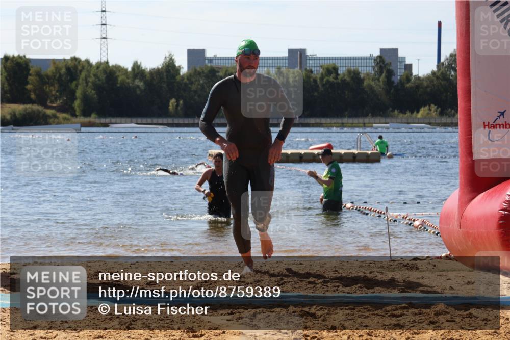 07.09.2025 - 19. Norderstedt Triathlon Luisa Fischer http://msf.ph/oto/8759389 07.09.2025 12:04:23 Schwimmen 732 meine-sportfotos.de