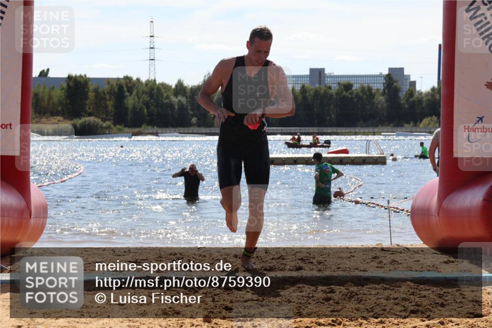 07.09.2025 - 19. Norderstedt Triathlon Luisa Fischer http://msf.ph/oto/8759390 07.09.2025 13:47:18 Schwimmen 1408 meine-sportfotos.de