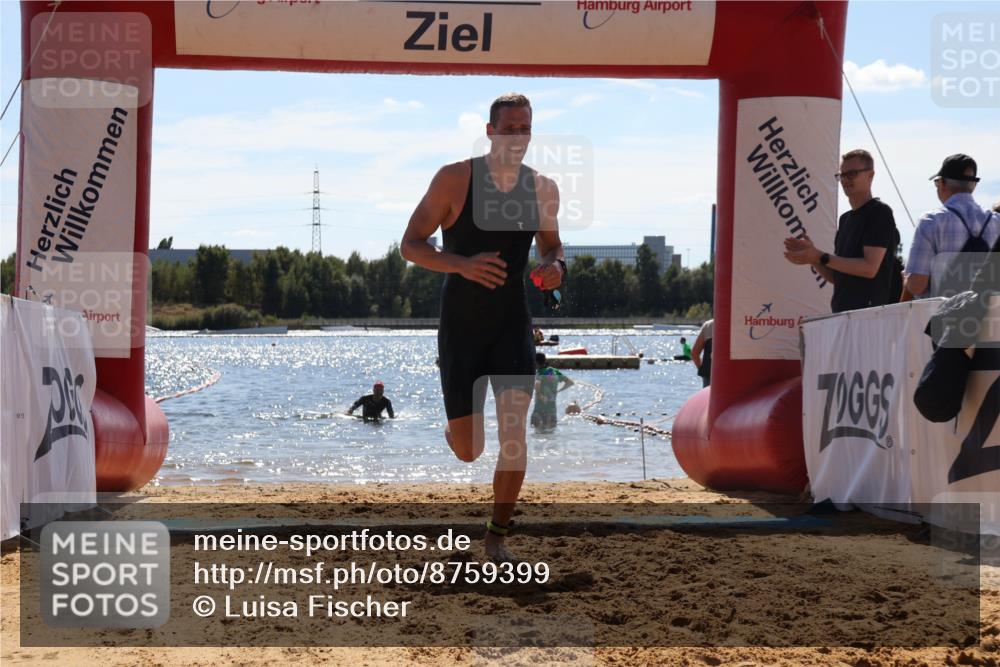07.09.2025 - 19. Norderstedt Triathlon Luisa Fischer http://msf.ph/oto/8759399 07.09.2025 13:47:19 Schwimmen 1408 meine-sportfotos.de