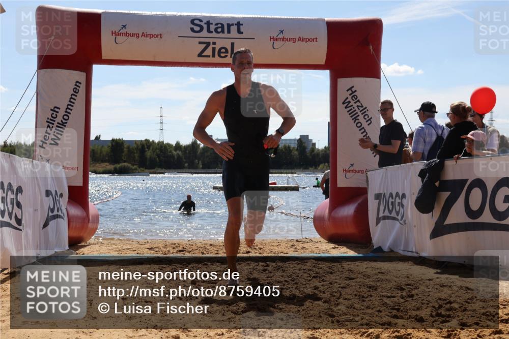 07.09.2025 - 19. Norderstedt Triathlon Luisa Fischer http://msf.ph/oto/8759405 07.09.2025 13:47:19 Schwimmen 1408 meine-sportfotos.de