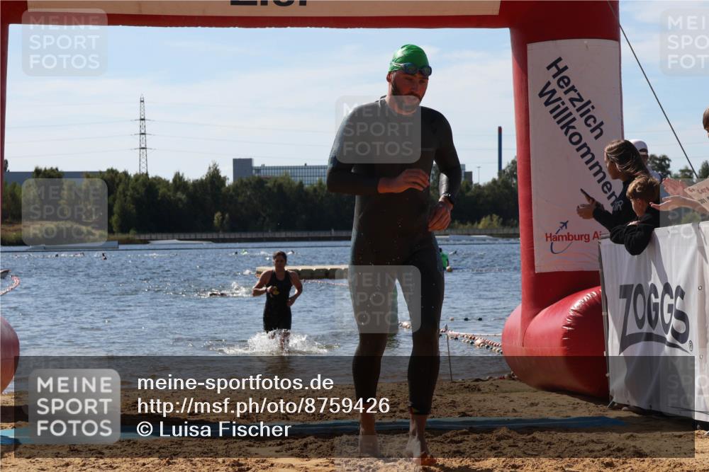 07.09.2025 - 19. Norderstedt Triathlon Luisa Fischer http://msf.ph/oto/8759426 07.09.2025 12:04:25 Schwimmen 224, 732 meine-sportfotos.de