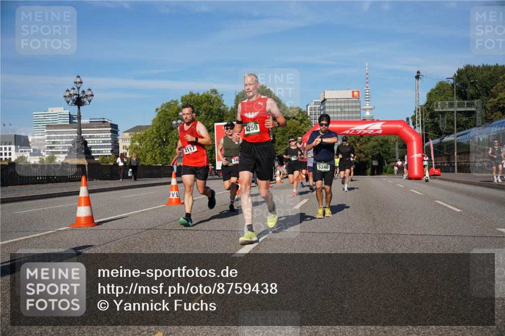 07.09.2025 - BARMER Alsterlauf Yannick Fuchs http://msf.ph/oto/8759438 07.09.2025 09:39:33 Laufen 2117, 4250, 248, 761, 5340 meine-sportfotos.de
