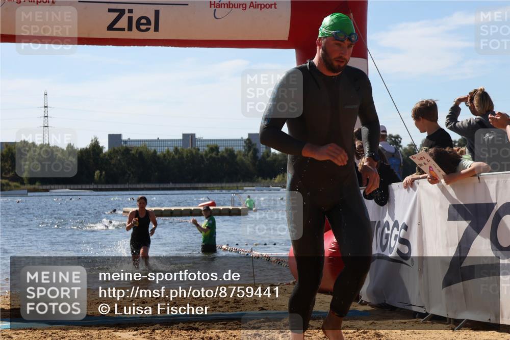 07.09.2025 - 19. Norderstedt Triathlon Luisa Fischer http://msf.ph/oto/8759441 07.09.2025 12:04:25 Schwimmen 224, 732 meine-sportfotos.de