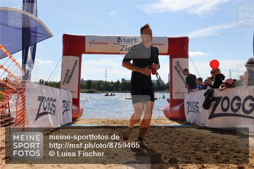 07.09.2025 - 19. Norderstedt Triathlon Luisa Fischer http://msf.ph/oto/8759465 07.09.2025 13:47:42 Schwimmen 427 meine-sportfotos.de