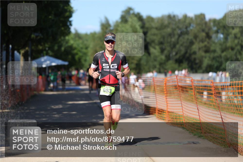 07.09.2025 - 19. Norderstedt Triathlon Michael Strokosch http://msf.ph/oto/8759477 07.09.2025 14:57:22 Laufen 983 meine-sportfotos.de