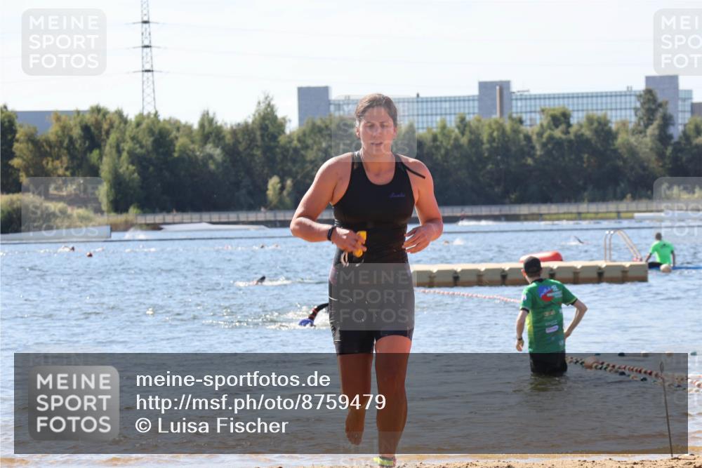 07.09.2025 - 19. Norderstedt Triathlon Luisa Fischer http://msf.ph/oto/8759479 07.09.2025 12:04:29 Schwimmen 224, 732 meine-sportfotos.de