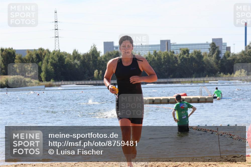 07.09.2025 - 19. Norderstedt Triathlon Luisa Fischer http://msf.ph/oto/8759481 07.09.2025 12:04:30 Schwimmen 224, 732 meine-sportfotos.de