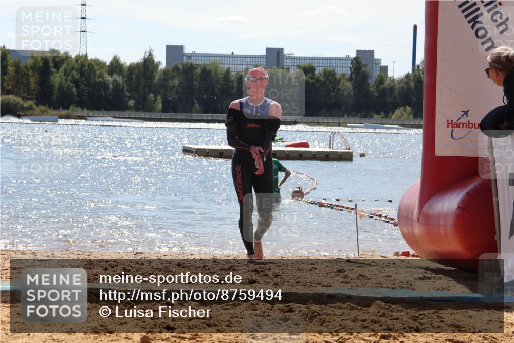 07.09.2025 - 19. Norderstedt Triathlon Luisa Fischer http://msf.ph/oto/8759494 07.09.2025 13:49:14 Schwimmen 967 meine-sportfotos.de