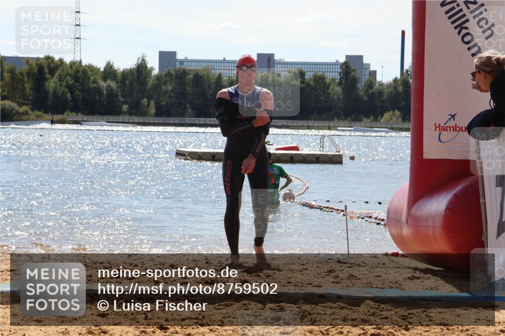 07.09.2025 - 19. Norderstedt Triathlon Luisa Fischer http://msf.ph/oto/8759502 07.09.2025 13:49:15 Schwimmen 967 meine-sportfotos.de