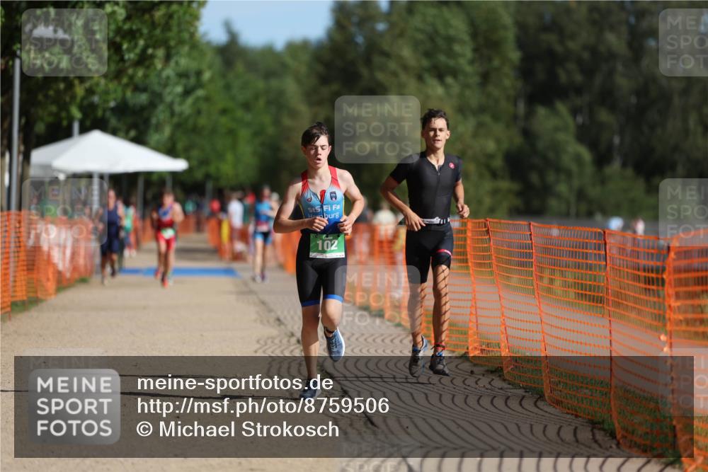 07.09.2025 - 19. Norderstedt Triathlon Michael Strokosch http://msf.ph/oto/8759506 07.09.2025 10:44:47 Laufen 102, 651 meine-sportfotos.de