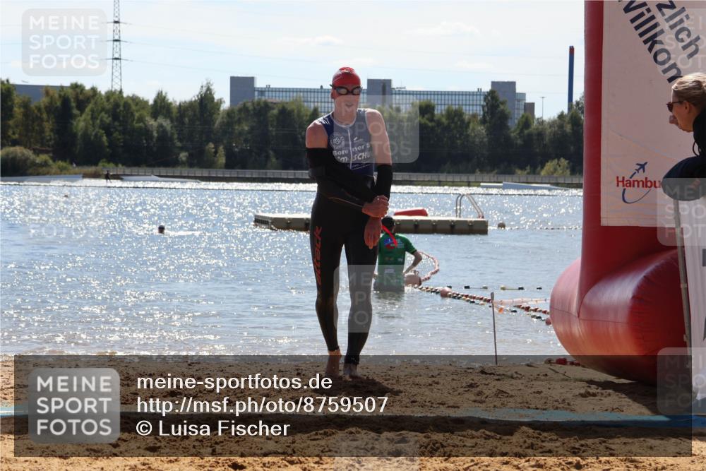 07.09.2025 - 19. Norderstedt Triathlon Luisa Fischer http://msf.ph/oto/8759507 07.09.2025 13:49:15 Schwimmen 967 meine-sportfotos.de