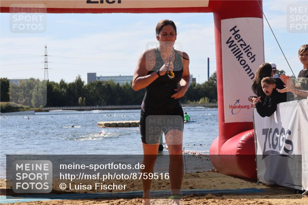 07.09.2025 - 19. Norderstedt Triathlon Luisa Fischer http://msf.ph/oto/8759516 07.09.2025 12:04:31 Schwimmen 224, 732 meine-sportfotos.de