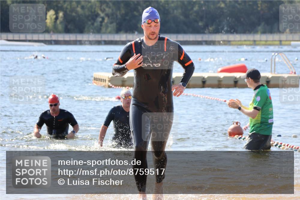 07.09.2025 - 19. Norderstedt Triathlon Luisa Fischer http://msf.ph/oto/8759517 07.09.2025 12:04:49 Schwimmen 769 meine-sportfotos.de