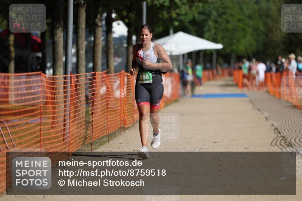 07.09.2025 - 19. Norderstedt Triathlon Michael Strokosch http://msf.ph/oto/8759518 07.09.2025 11:07:11 Laufen 660 meine-sportfotos.de