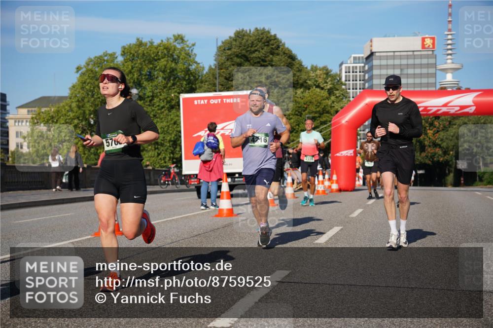 07.09.2025 - BARMER Alsterlauf Yannick Fuchs http://msf.ph/oto/8759525 07.09.2025 09:39:36 Laufen 576, 4216 meine-sportfotos.de