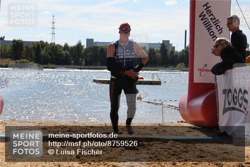 07.09.2025 - 19. Norderstedt Triathlon Luisa Fischer http://msf.ph/oto/8759526 07.09.2025 13:49:16 Schwimmen 967 meine-sportfotos.de
