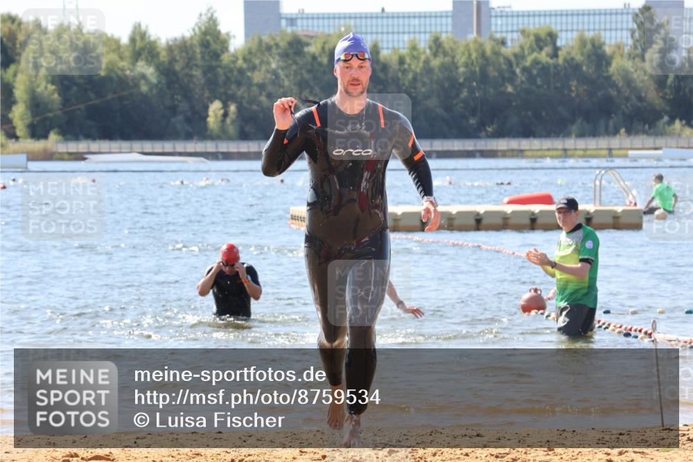 07.09.2025 - 19. Norderstedt Triathlon Luisa Fischer http://msf.ph/oto/8759534 07.09.2025 12:04:50 Schwimmen 769 meine-sportfotos.de