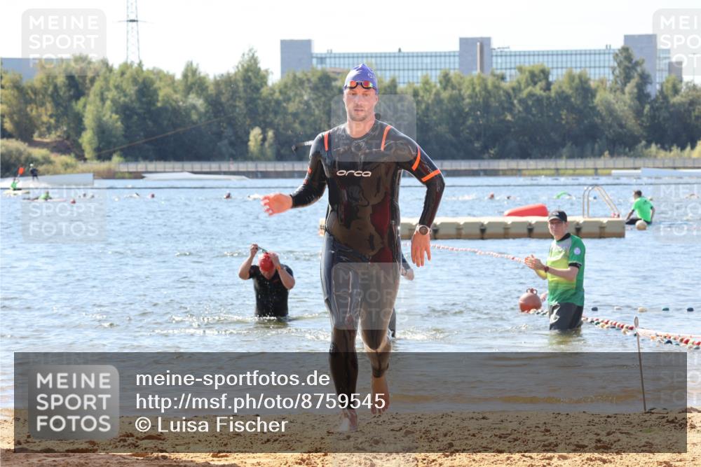07.09.2025 - 19. Norderstedt Triathlon Luisa Fischer http://msf.ph/oto/8759545 07.09.2025 12:04:50 Schwimmen 769 meine-sportfotos.de