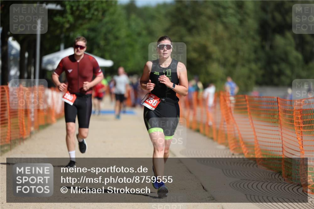 07.09.2025 - 19. Norderstedt Triathlon Michael Strokosch http://msf.ph/oto/8759555 07.09.2025 12:06:21 Laufen 280, 1258 meine-sportfotos.de