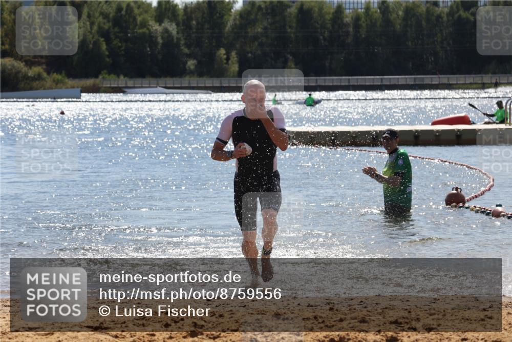 07.09.2025 - 19. Norderstedt Triathlon Luisa Fischer http://msf.ph/oto/8759556 07.09.2025 13:50:06 Schwimmen 420 meine-sportfotos.de
