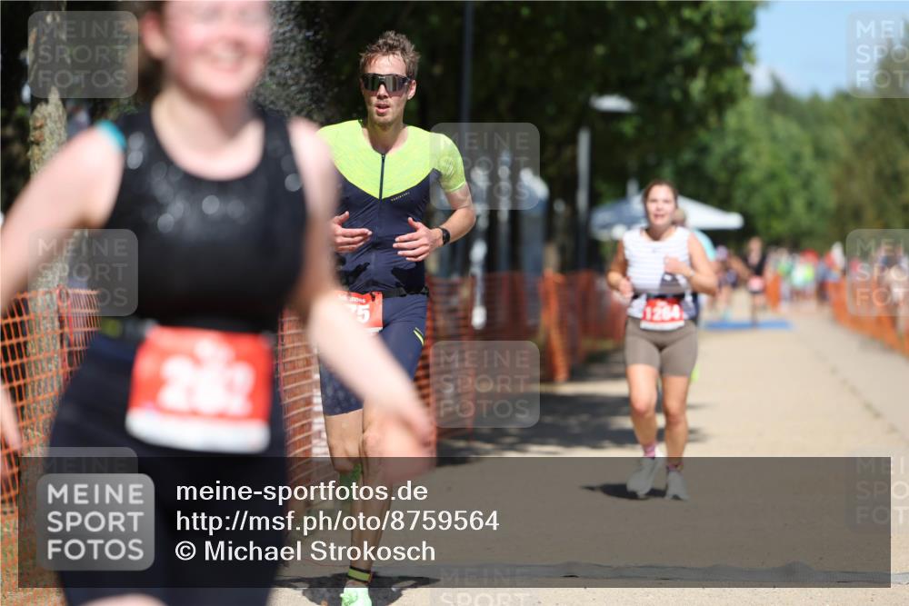 07.09.2025 - 19. Norderstedt Triathlon Michael Strokosch http://msf.ph/oto/8759564 07.09.2025 13:15:00 Laufen 166, 262, 275, 308, 1264, 1382 meine-sportfotos.de