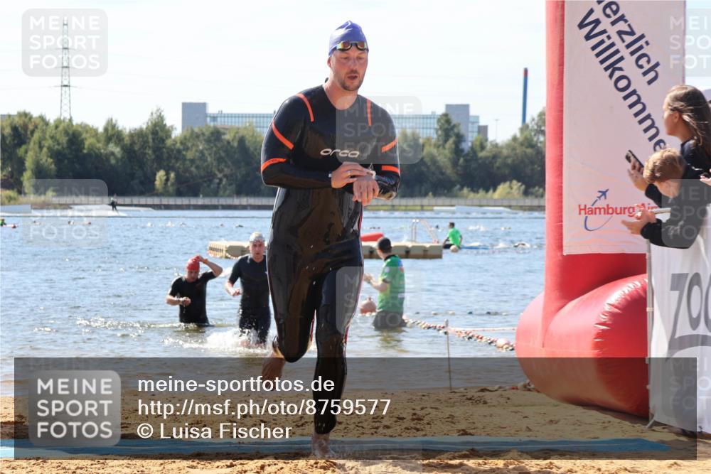 07.09.2025 - 19. Norderstedt Triathlon Luisa Fischer http://msf.ph/oto/8759577 07.09.2025 12:04:52 Schwimmen 769, 811 meine-sportfotos.de