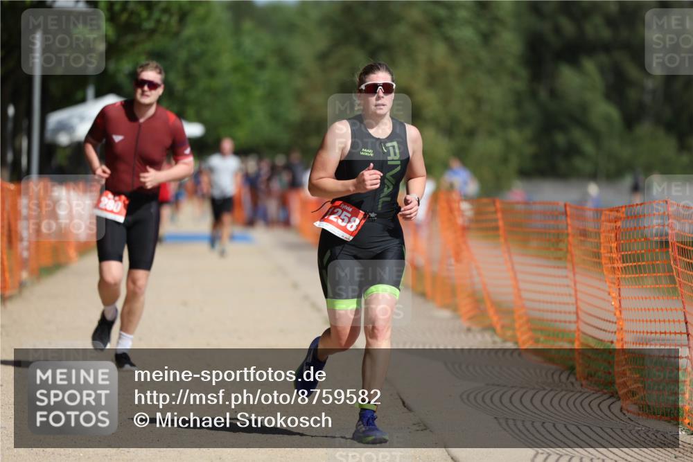 07.09.2025 - 19. Norderstedt Triathlon Michael Strokosch http://msf.ph/oto/8759582 07.09.2025 12:06:22 Laufen 280, 1258 meine-sportfotos.de