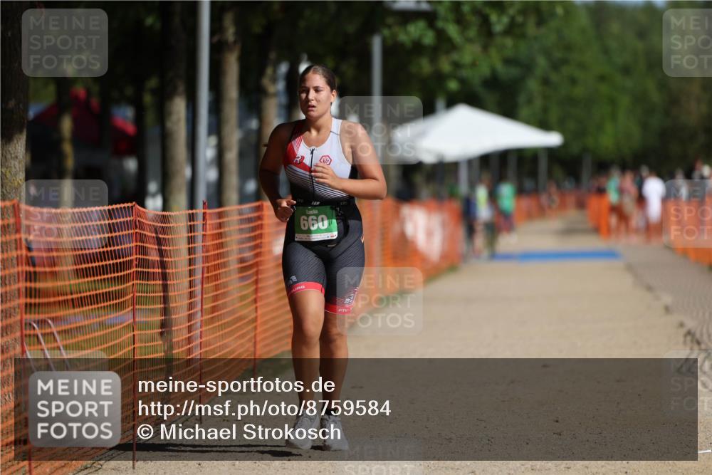 07.09.2025 - 19. Norderstedt Triathlon Michael Strokosch http://msf.ph/oto/8759584 07.09.2025 11:07:12 Laufen 660 meine-sportfotos.de
