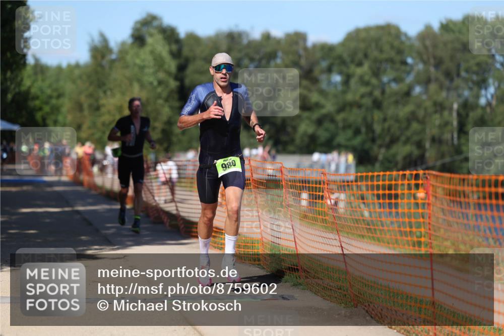 07.09.2025 - 19. Norderstedt Triathlon Michael Strokosch http://msf.ph/oto/8759602 07.09.2025 14:57:31 Laufen 980, 989, 1004 meine-sportfotos.de