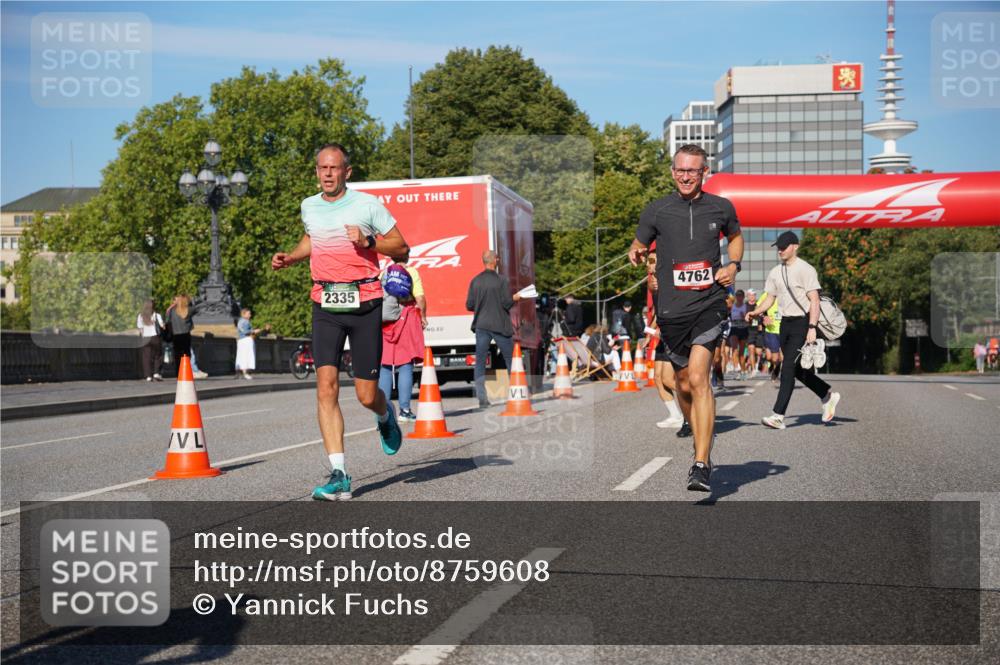 07.09.2025 - BARMER Alsterlauf Yannick Fuchs http://msf.ph/oto/8759608 07.09.2025 09:39:39 Laufen 2335, 4762 meine-sportfotos.de