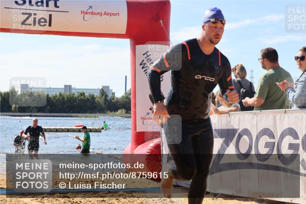 07.09.2025 - 19. Norderstedt Triathlon Luisa Fischer http://msf.ph/oto/8759615 07.09.2025 12:04:53 Schwimmen 769, 811 meine-sportfotos.de