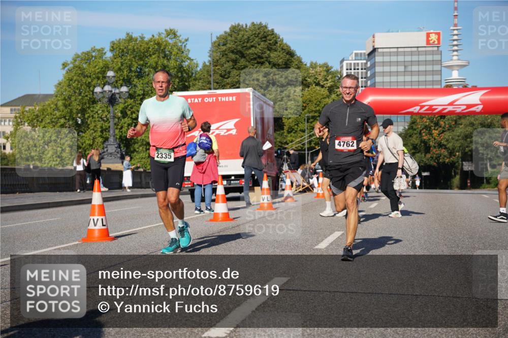 07.09.2025 - BARMER Alsterlauf Yannick Fuchs http://msf.ph/oto/8759619 07.09.2025 09:39:39 Laufen 2335, 4762 meine-sportfotos.de