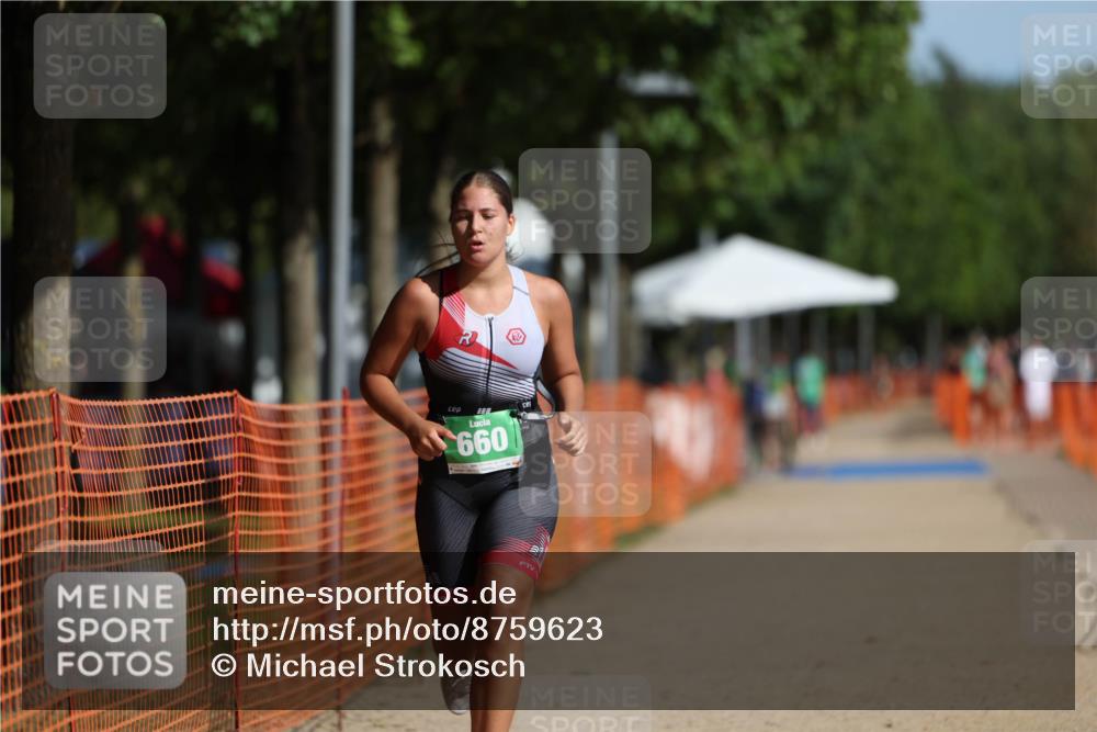 07.09.2025 - 19. Norderstedt Triathlon Michael Strokosch http://msf.ph/oto/8759623 07.09.2025 11:07:13 Laufen 660 meine-sportfotos.de