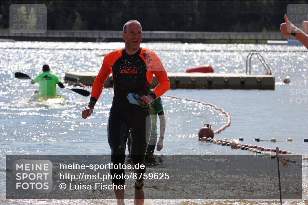 07.09.2025 - 19. Norderstedt Triathlon Luisa Fischer http://msf.ph/oto/8759625 07.09.2025 13:52:00 Schwimmen 905 meine-sportfotos.de