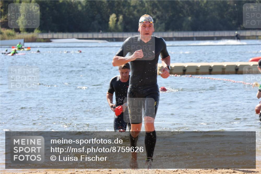 07.09.2025 - 19. Norderstedt Triathlon Luisa Fischer http://msf.ph/oto/8759626 07.09.2025 12:04:55 Schwimmen 739, 769, 811 meine-sportfotos.de