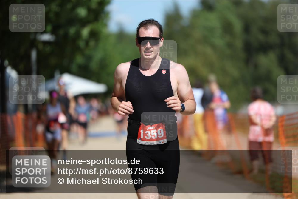 07.09.2025 - 19. Norderstedt Triathlon Michael Strokosch http://msf.ph/oto/8759633 07.09.2025 12:52:49 Laufen 767, 802, 1297, 1359 meine-sportfotos.de