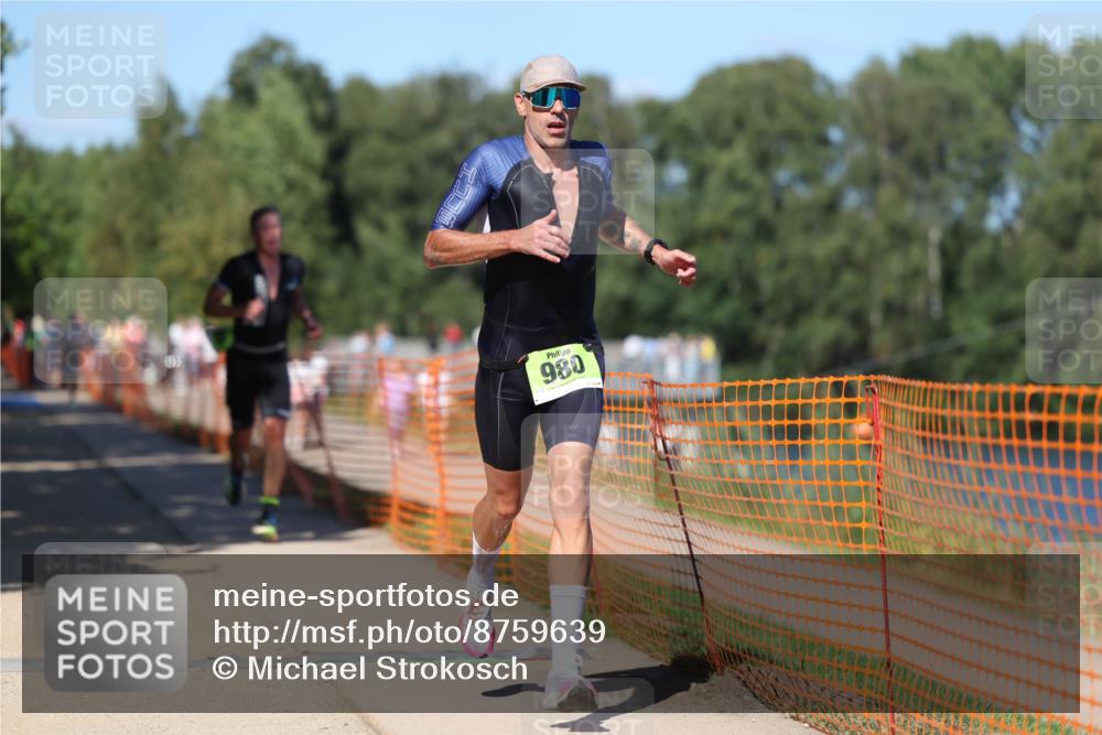 07.09.2025 - 19. Norderstedt Triathlon Michael Strokosch http://msf.ph/oto/8759639 07.09.2025 14:57:32 Laufen 980, 989, 1004 meine-sportfotos.de