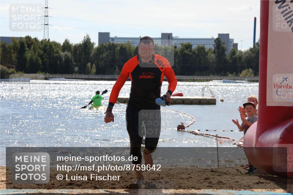 07.09.2025 - 19. Norderstedt Triathlon Luisa Fischer http://msf.ph/oto/8759642 07.09.2025 13:52:03 Schwimmen 905 meine-sportfotos.de