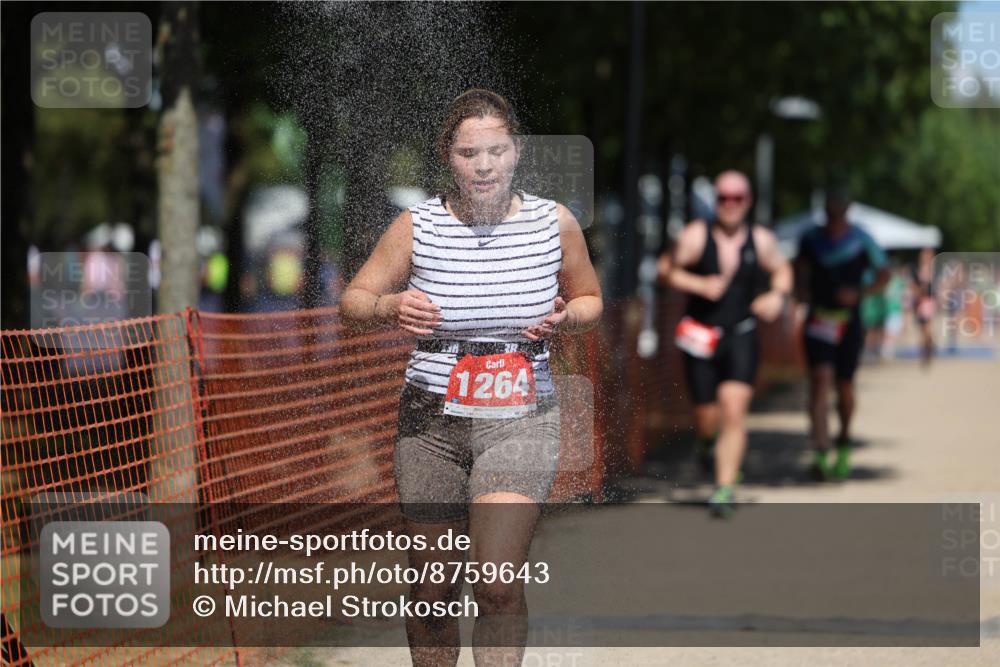 07.09.2025 - 19. Norderstedt Triathlon Michael Strokosch http://msf.ph/oto/8759643 07.09.2025 13:15:03 Laufen 166, 275, 308, 1264 meine-sportfotos.de