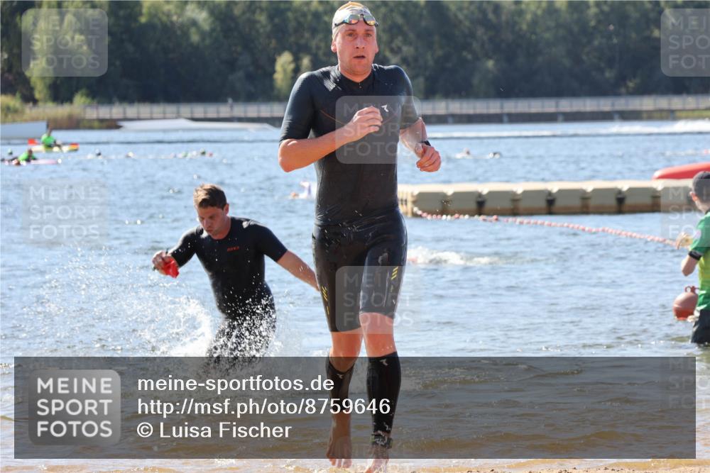 07.09.2025 - 19. Norderstedt Triathlon Luisa Fischer http://msf.ph/oto/8759646 07.09.2025 12:04:55 Schwimmen 739, 769, 811 meine-sportfotos.de