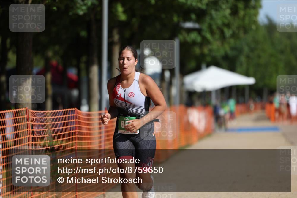 07.09.2025 - 19. Norderstedt Triathlon Michael Strokosch http://msf.ph/oto/8759650 07.09.2025 11:07:13 Laufen 660 meine-sportfotos.de