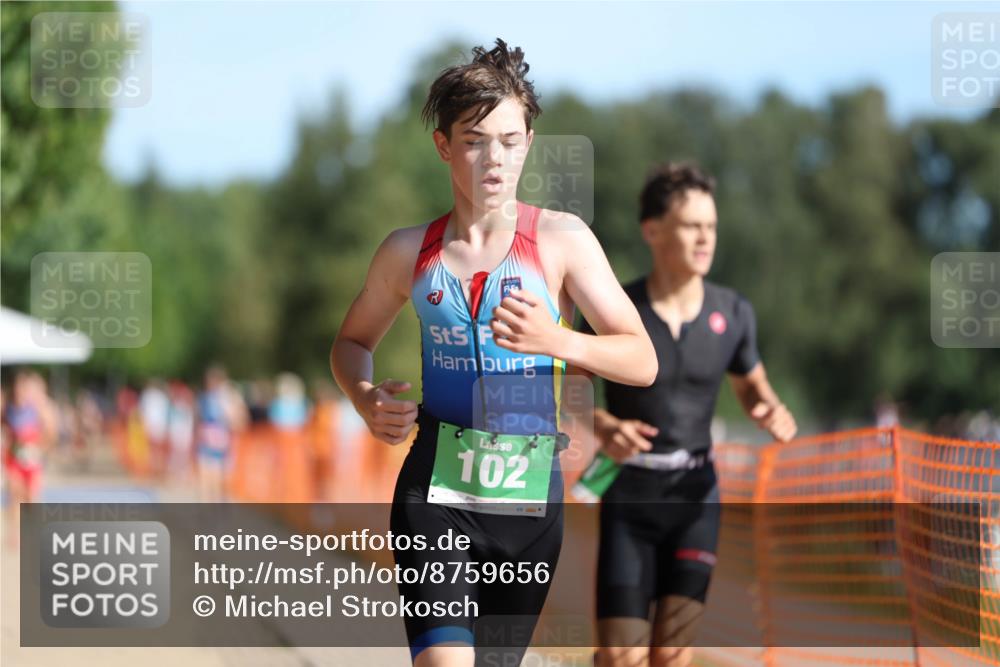 07.09.2025 - 19. Norderstedt Triathlon Michael Strokosch http://msf.ph/oto/8759656 07.09.2025 10:44:50 Laufen 102, 651 meine-sportfotos.de
